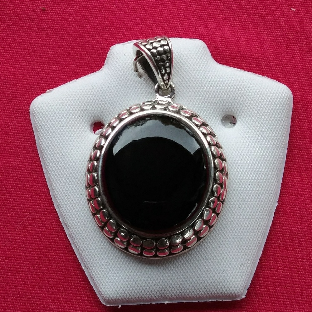 Beautiful .925 Sterling Silver pendant